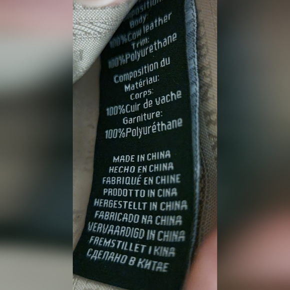 Lauren Ralph Lauren Newbury Kaelyn Leather Wallet Crossbody - Picture 11 of 11